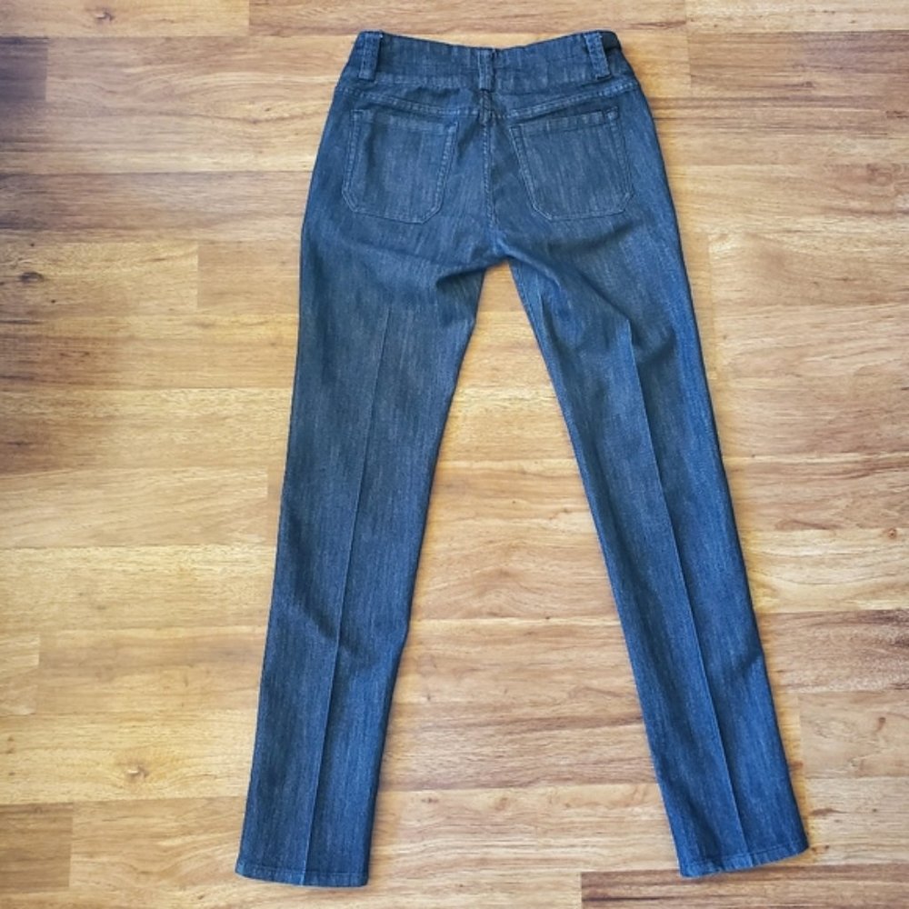 Classic Blue Women's Jeans - Picture 4 of 9